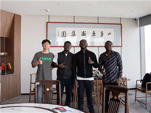 >How Does ZW Group Support Burkina Faso Customers Buying Used HOWO Tractor Trucks?