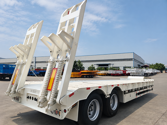 2 Axle Lowboy Semi Trailer