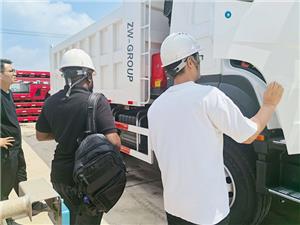 DRC Customer Derick Chimoka Visits ZW Vehicle Group Truck and Semi Trailer Factory