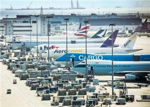 Der Flughafen Hongkong storniert Flüge wegen Protesten im Terminal