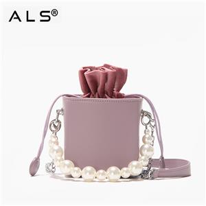 Leather side bag for ladies chain small hand bag