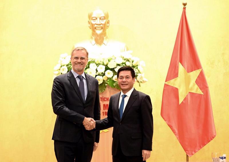 France to help Vietnam further utilize EUVFTA