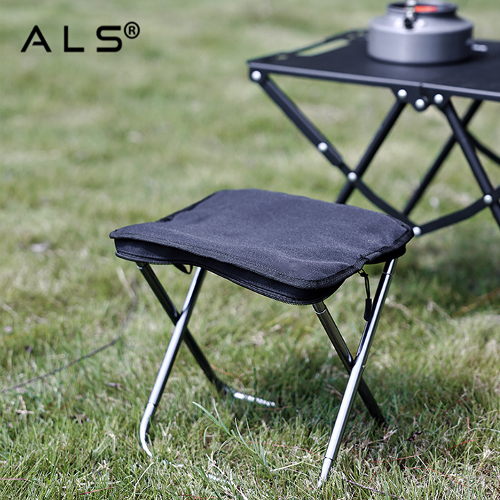 Compact Folding Fishing Chair - Lightweight & Portable for Anglers on the Go