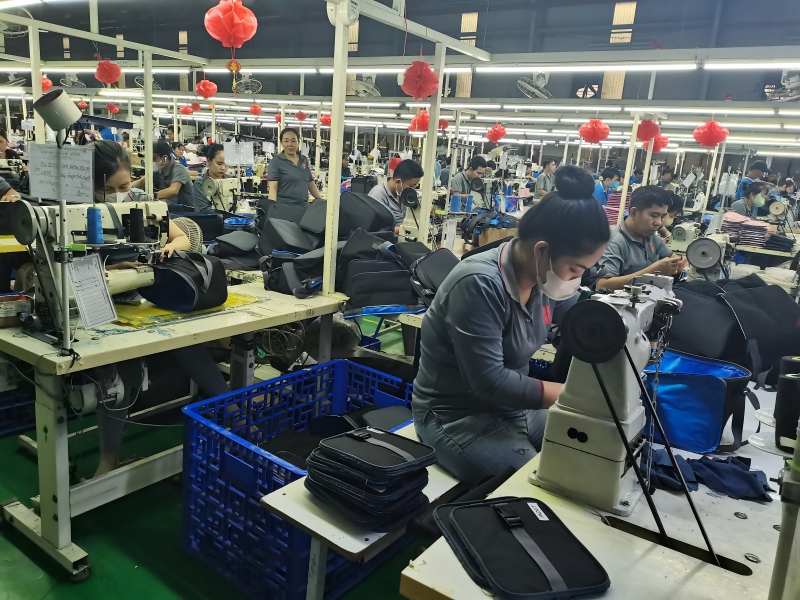 Guide d'approvisionnement des usines de sacs au Vietnam 2026 : Perspectives d'experts sur la fabrication OEM et ODM