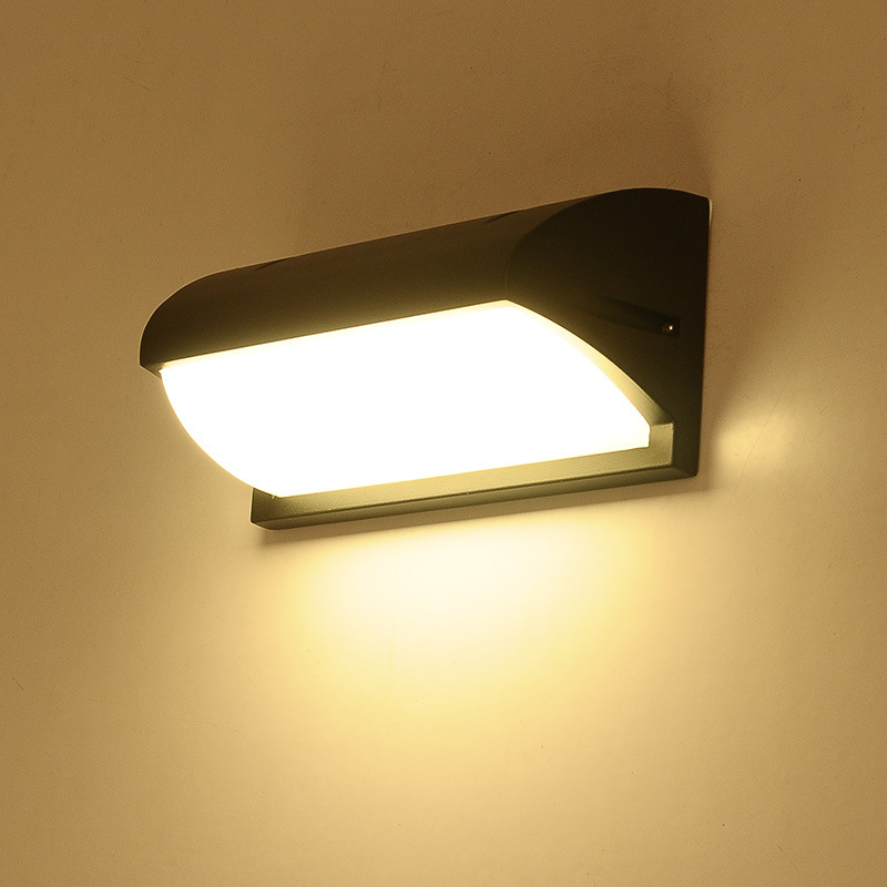 luz de pared al aire libre