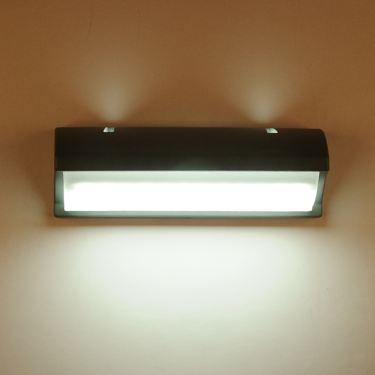 Decorative 30W outdoor wall light