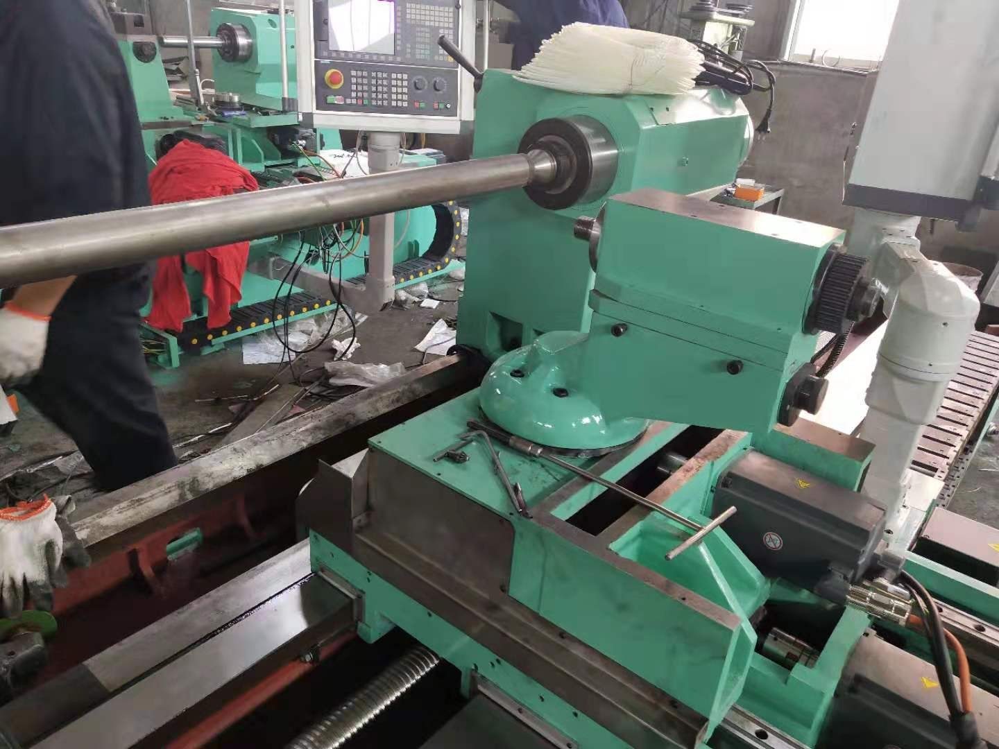 Máy tiện kết hợp Cnc cho thanh 