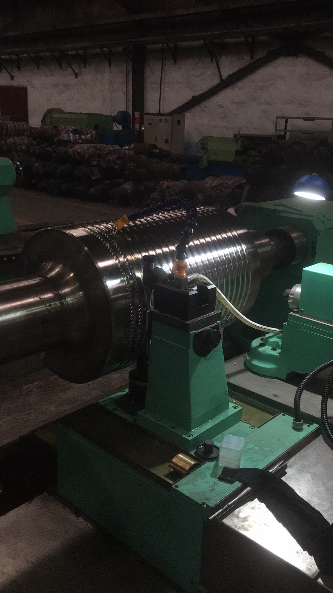 Torno CNC para torneado de servicio pesado 