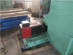 เครื่องกลึง Cnc Roller