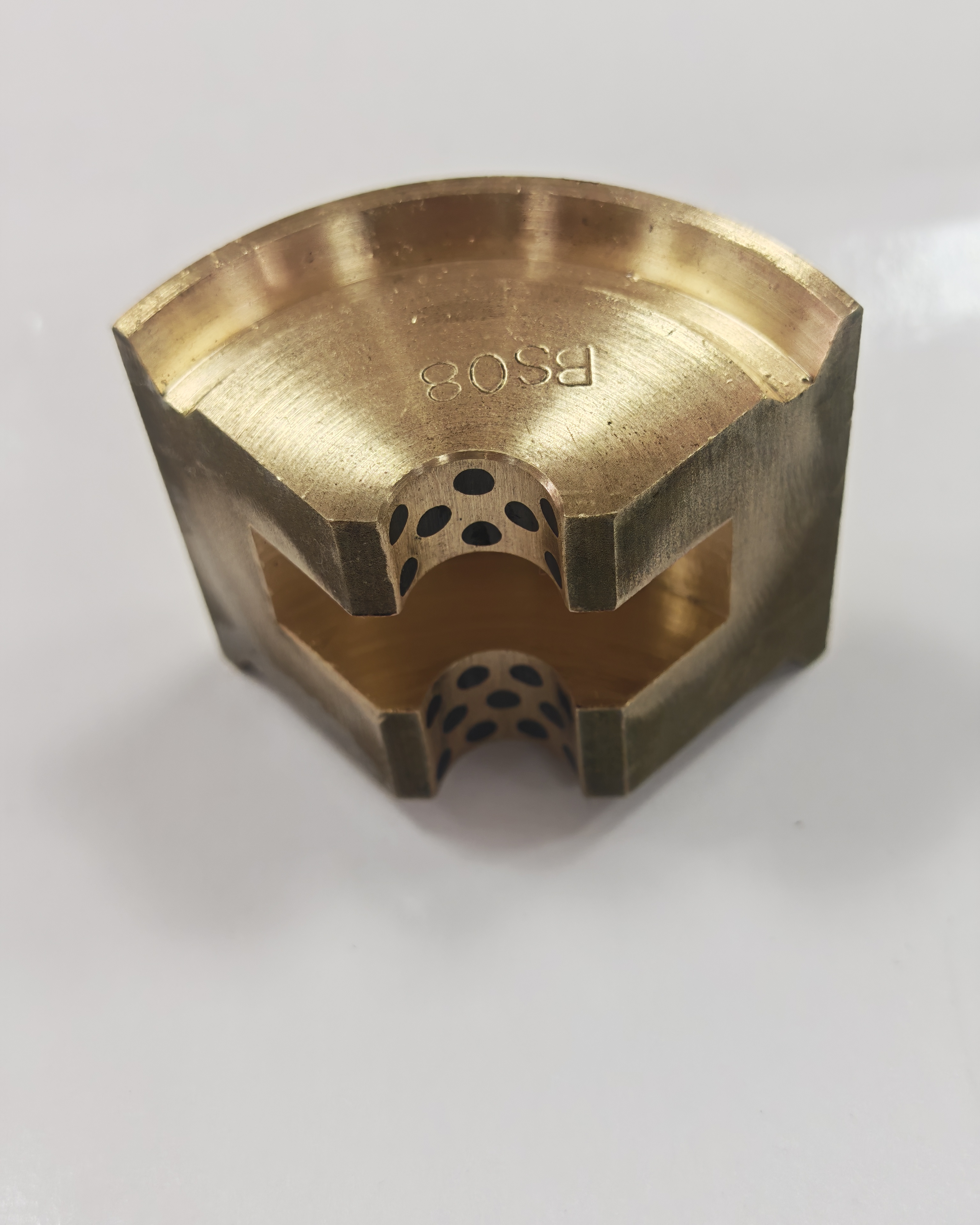 Bronze Supportance