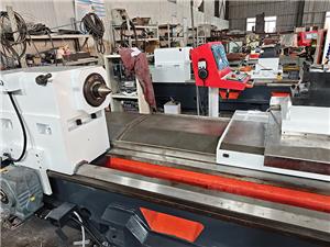 Máquina de entalhe de giro de alta precisão Cnc