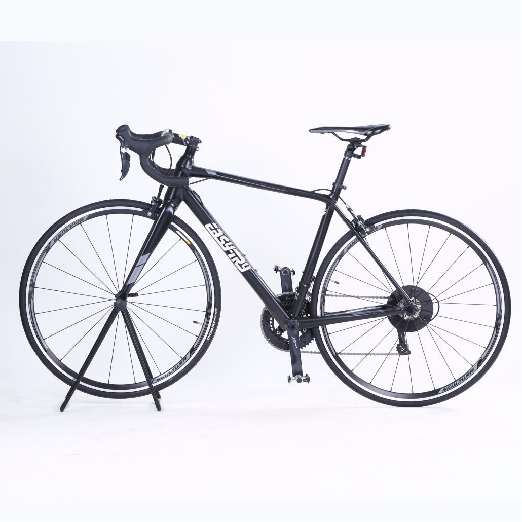 Bicicletă rutieră clasică de culoare neagră Triathlon personalizată