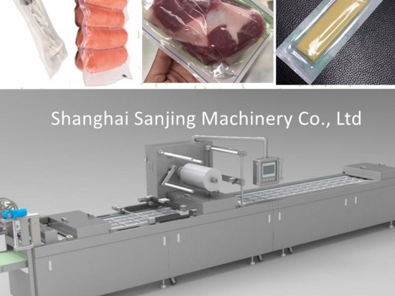 El perrito caliente de la máquina de embalaje de vacío