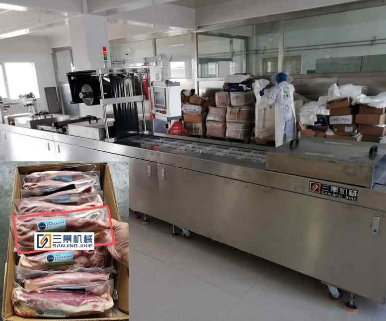 Vakuumverpackungsmaschine zum Thermoformen von Rindfleisch