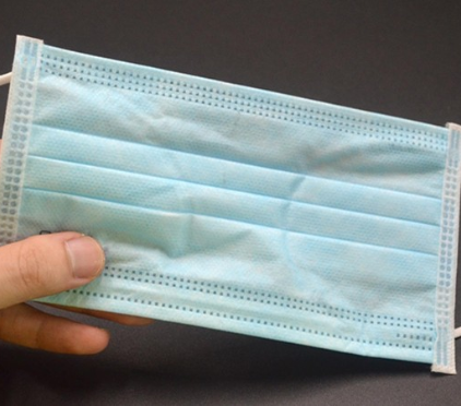 Cómo usar máscaras desechables correctamente 2