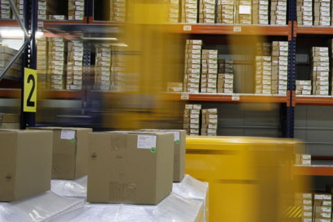 Cada vez más comercio electrónico fresco comenzó a construir su propio stock