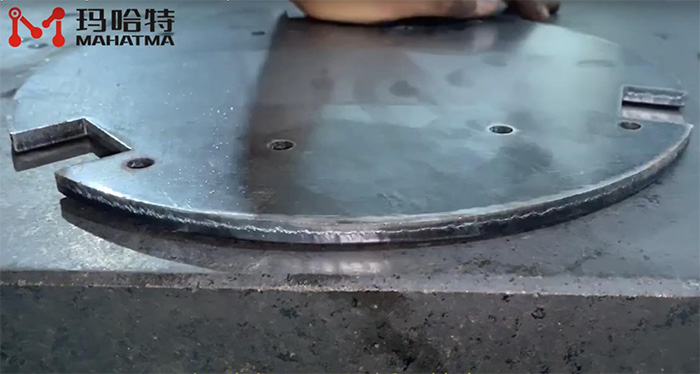 Plate leveler