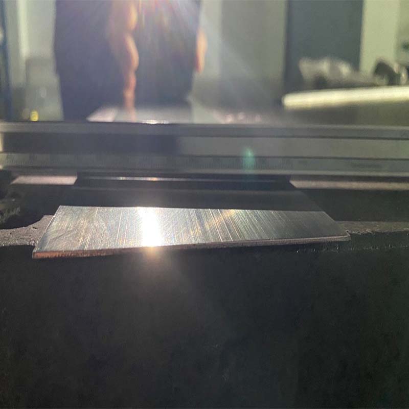 Stainless steel plate flattening machine para sa high-strength na bakal