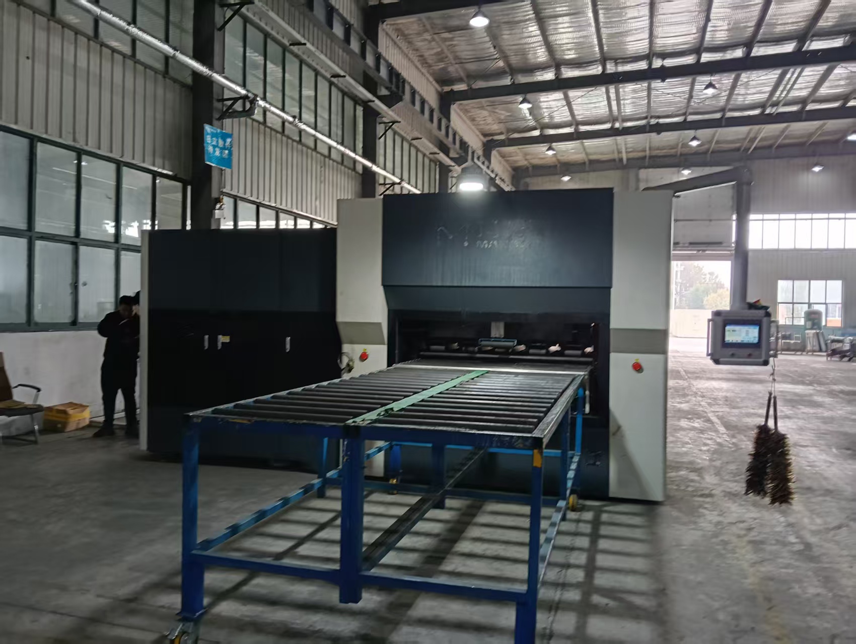 MAHATMA Multi‑Roller Leveling Machine | High‑Precision 19‑Roller Leveling Solutions