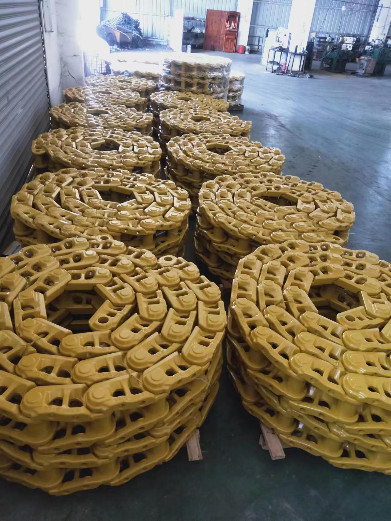 Factory Price Dozer D6t D7 Track Chain Track Link Cat Bulldozer D3c D4d D5 D5b D5K D5h D6c D6d D6h D6n D6g D7f D8r D9r