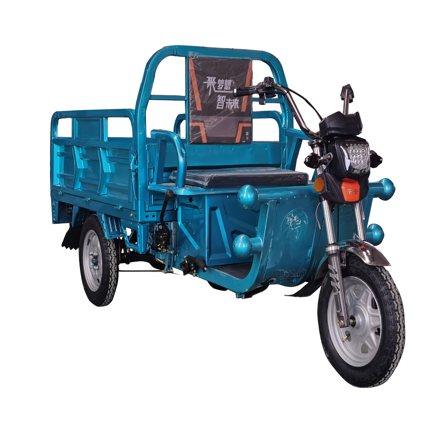 triciclo elétrico com carga para uso agricultor adulto