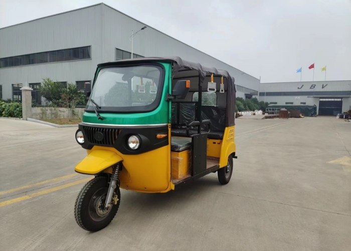 2023 latest electric tuk tuk with high-quality and high-tech