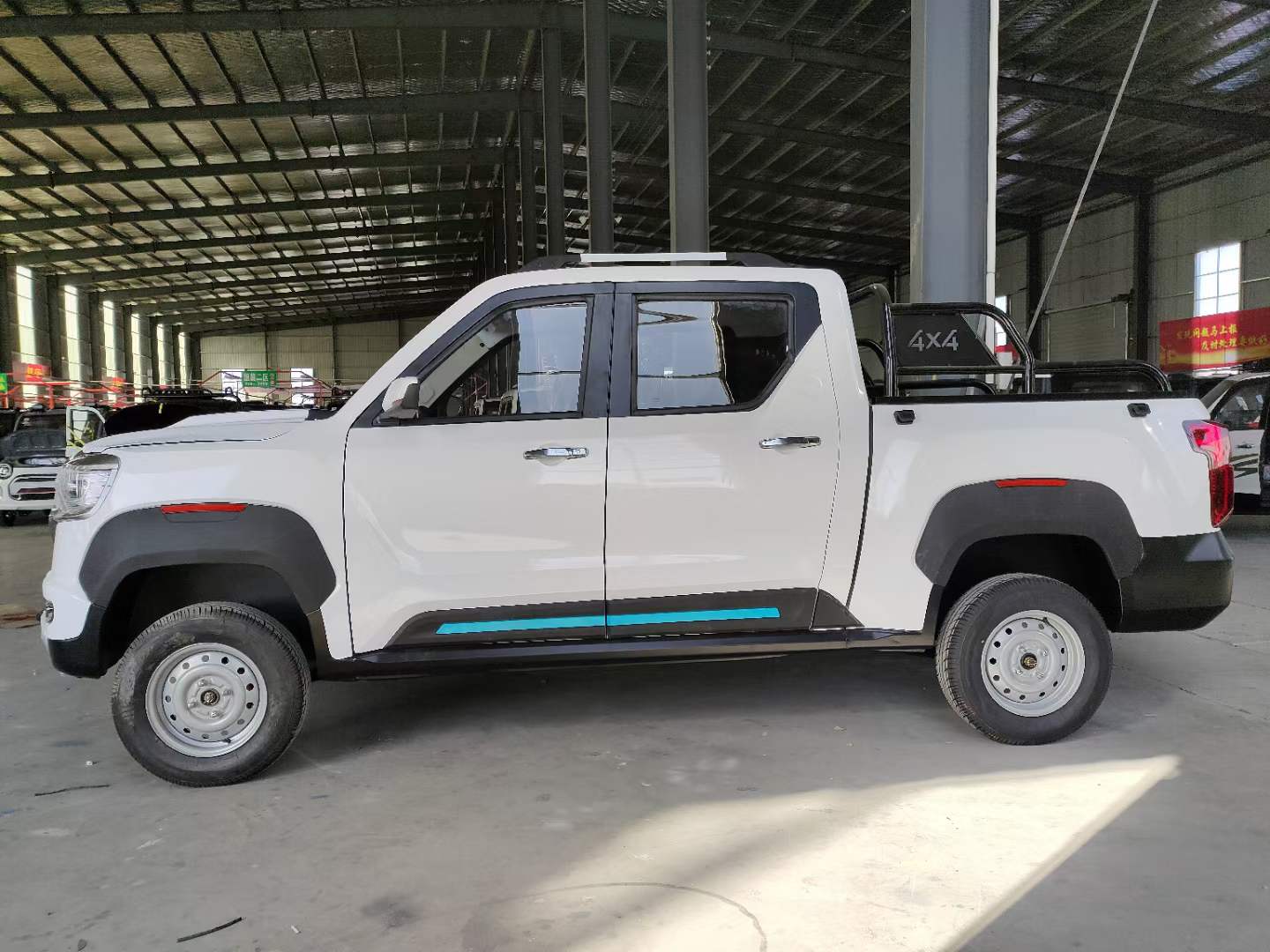 The new electric four wheel pick up can accommodate four people, and the home electric car is fashionable and beautiful
