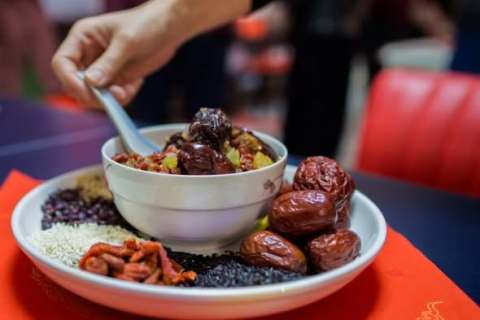 臥婆節おめでとう