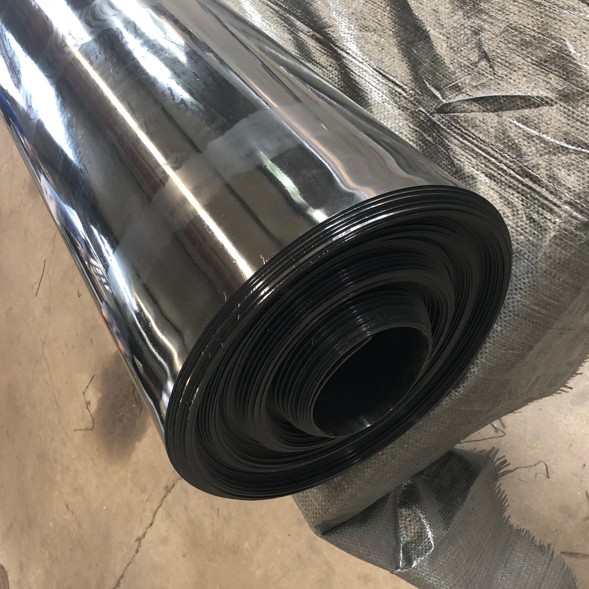 Supply 2.0mm Geomembrane,Quality 0.3mm Geomembrane,0.5mm Geomembrane Factory