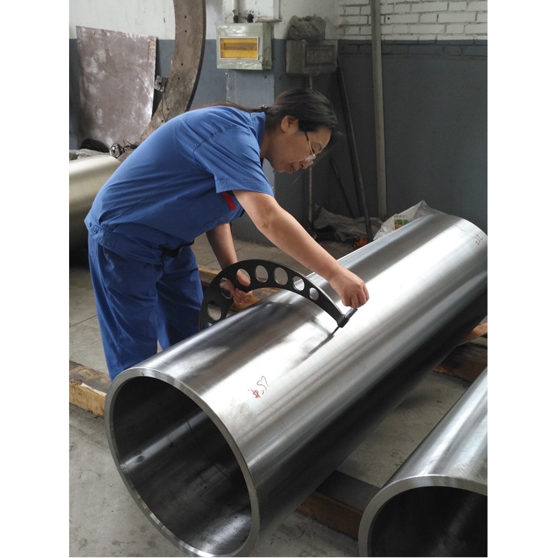 Casting Steel Spool Of Aluminum Strip Mill Tested By Dynamic Balancing Machine Manufacturers, Casting Steel Spool Of Aluminum Strip Mill Tested By Dynamic Balancing Machine Factory, Supply Casting Steel Spool Of Aluminum Strip Mill Tested By Dynamic Balancing Machine