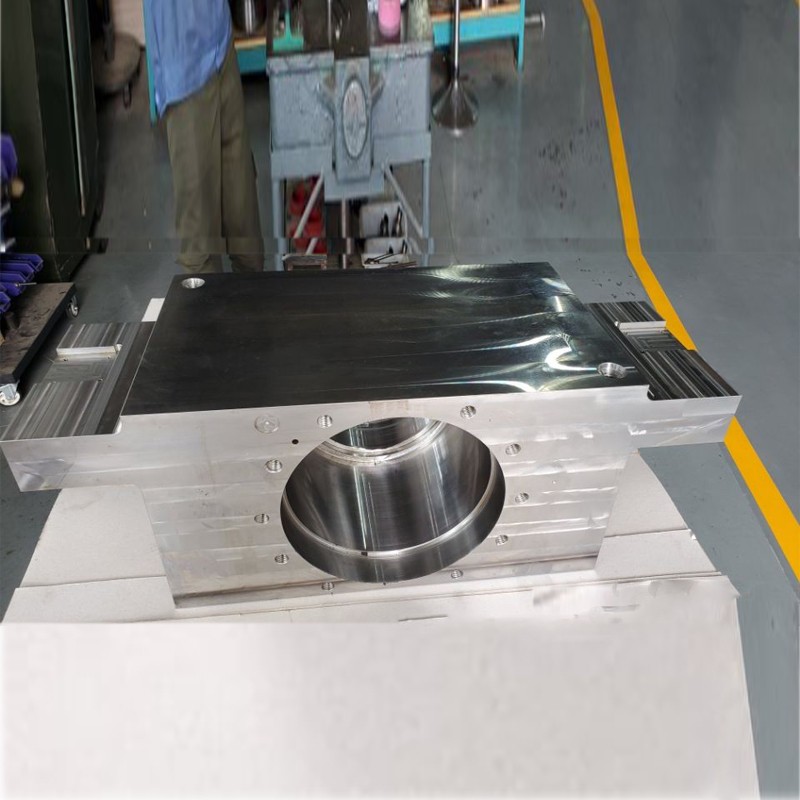 Non-ferrous Rolling Mill Machine Of The Casting Steel Bearing Support