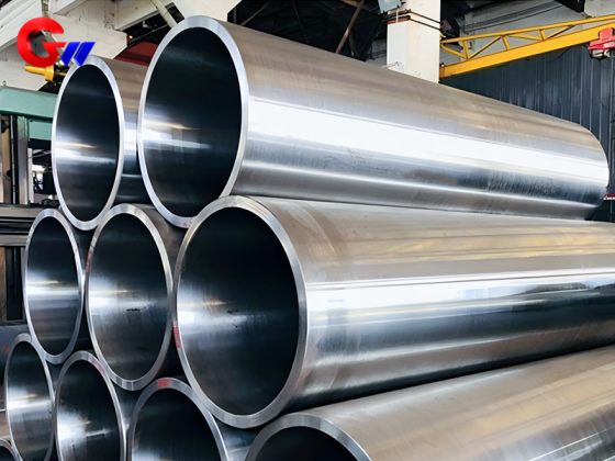 Odlévací ocelová cívka používaná ve válcovacím stroji z neželezné hliníkové fólie