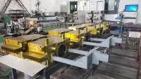 Κάθισμα ρουλεμάν εργασίας στην πλευρά λειτουργίας του μύλου θερμής έλασης
