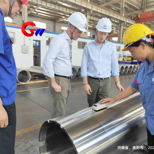 箔轧机卷取的基本部件卷轴或钢套