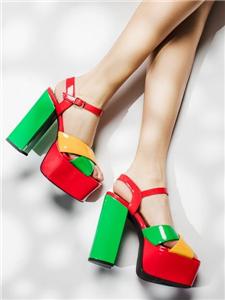 Multi - Color Charol Plataforma Tacones Altos