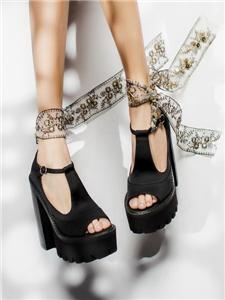 Sandalias con plataforma y punta abierta con correa en T