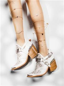 Tacones gruesos de remache de ternera blanca