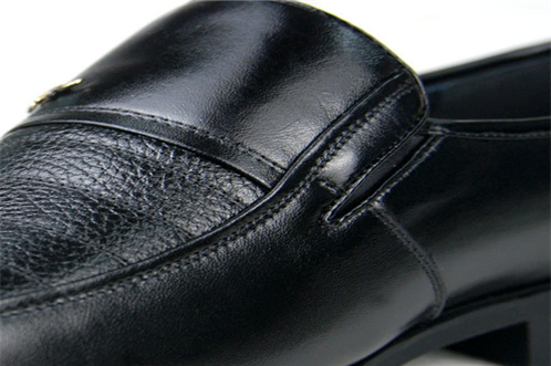 Leather shoe