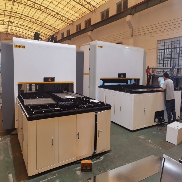 1400MM Automatic Thicker Plate Bending Machine