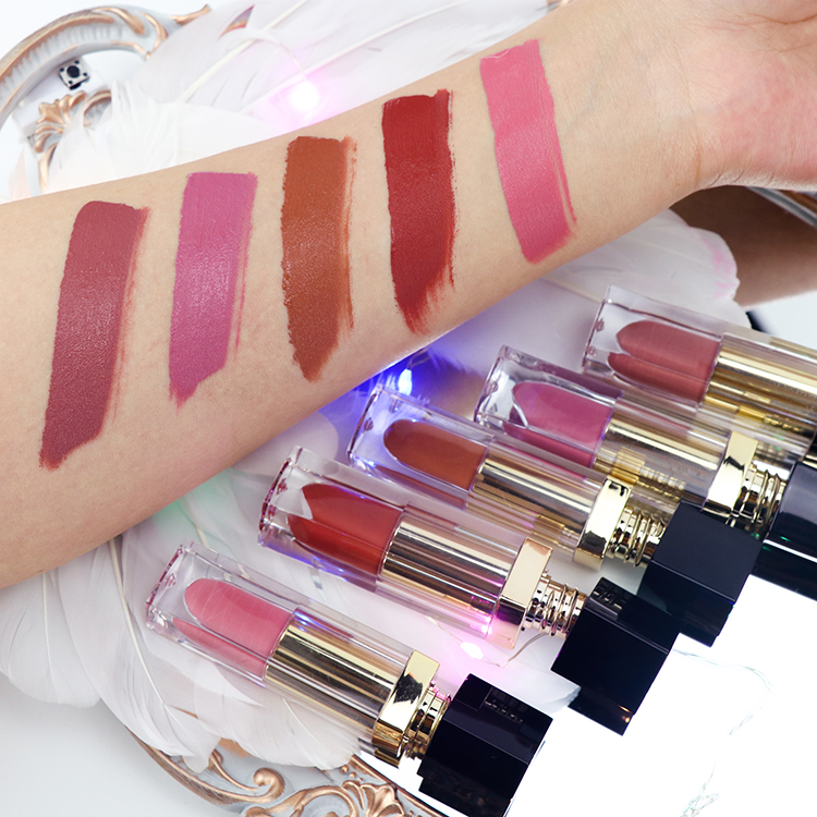 natürlicher flüssiger Lippenstift