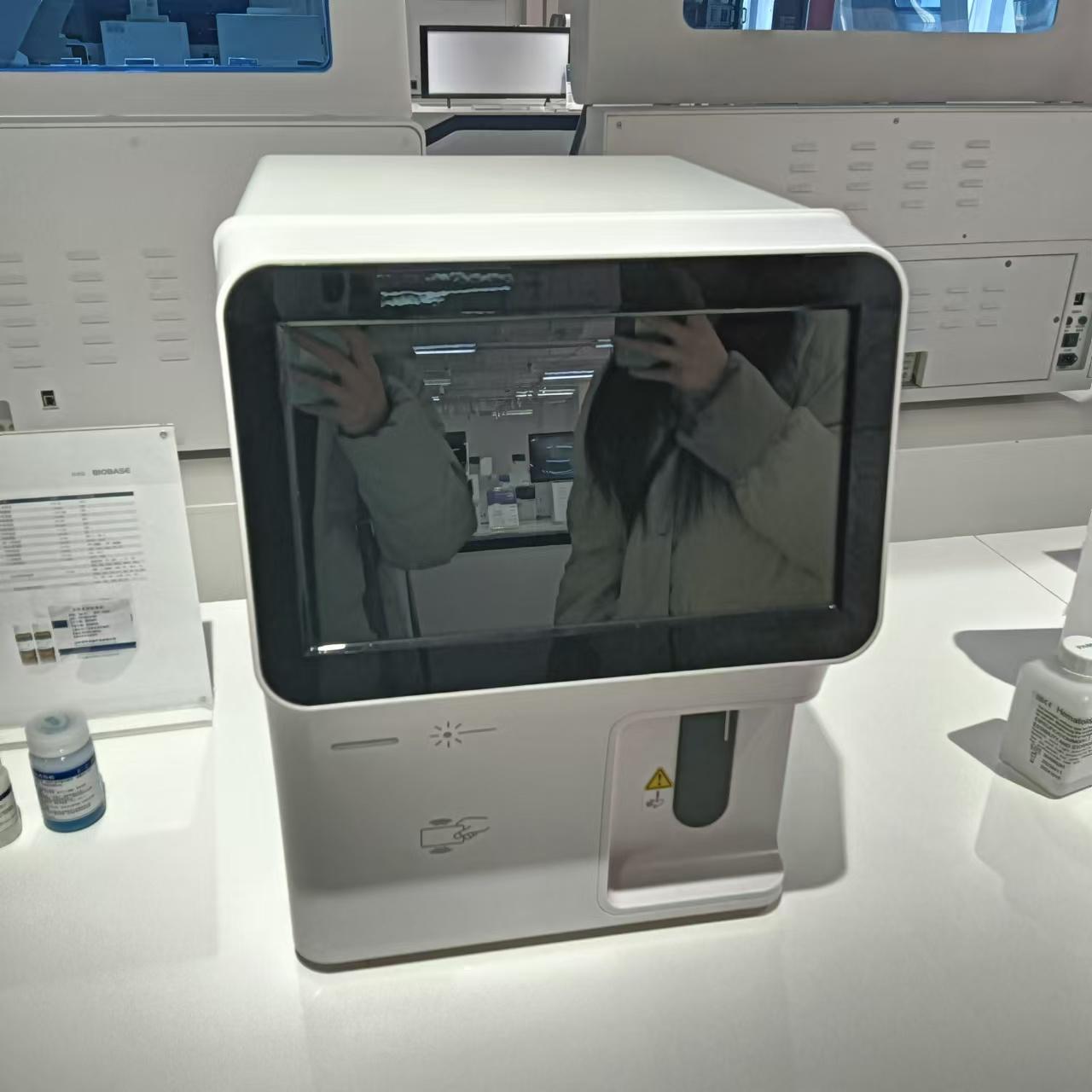 Auto Hematology Analyzer