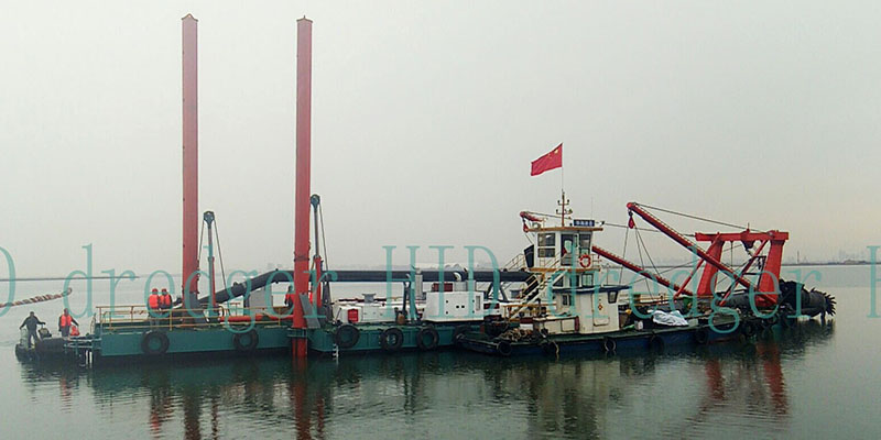 Китай Землесосный снаряд в море для дноуглубительных работ в порту, производитель