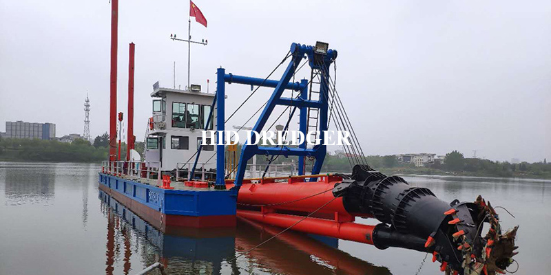 suction dredger