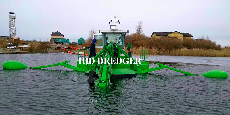 Amphibious Multifunctional Dredger For Mud Dredging Work Factory