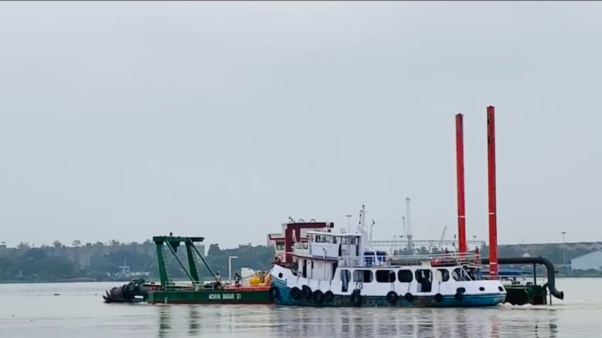 20inch Cutter Suction Dredger for India Lake Dredging Project Factory