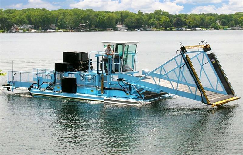 Weed Harvester For River & Lake & Pond Cleanup Work Factory