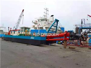 Installation réussie de la drague suceuse à désagrégateur HID-CSD-3012P conçue pour l'extraction de sable/récifs coralliens à Abu Dhabi