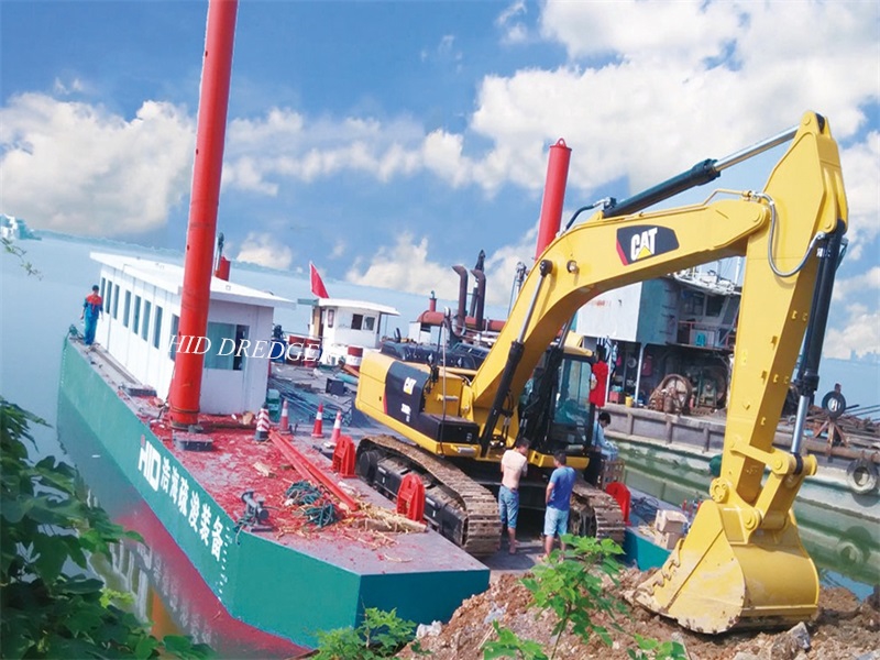 Barcaza de apoyo del excavador de 40 y 45 toneladas - Trabajos de extracción de arena