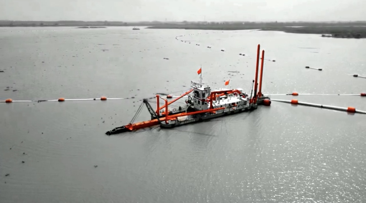 Sand Dredger