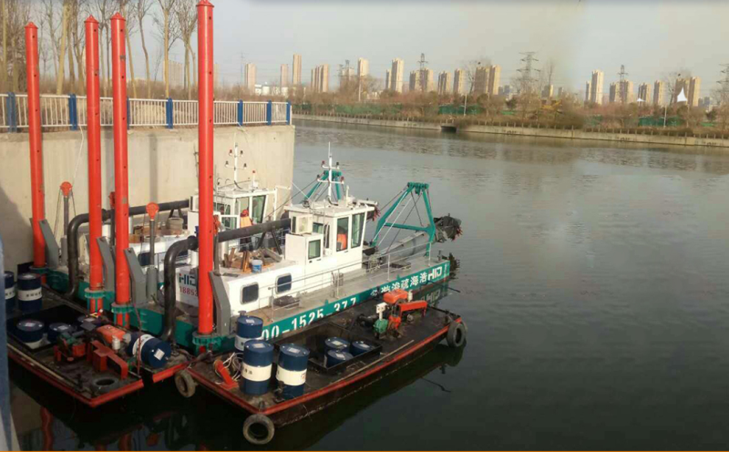 port maintenance vessel